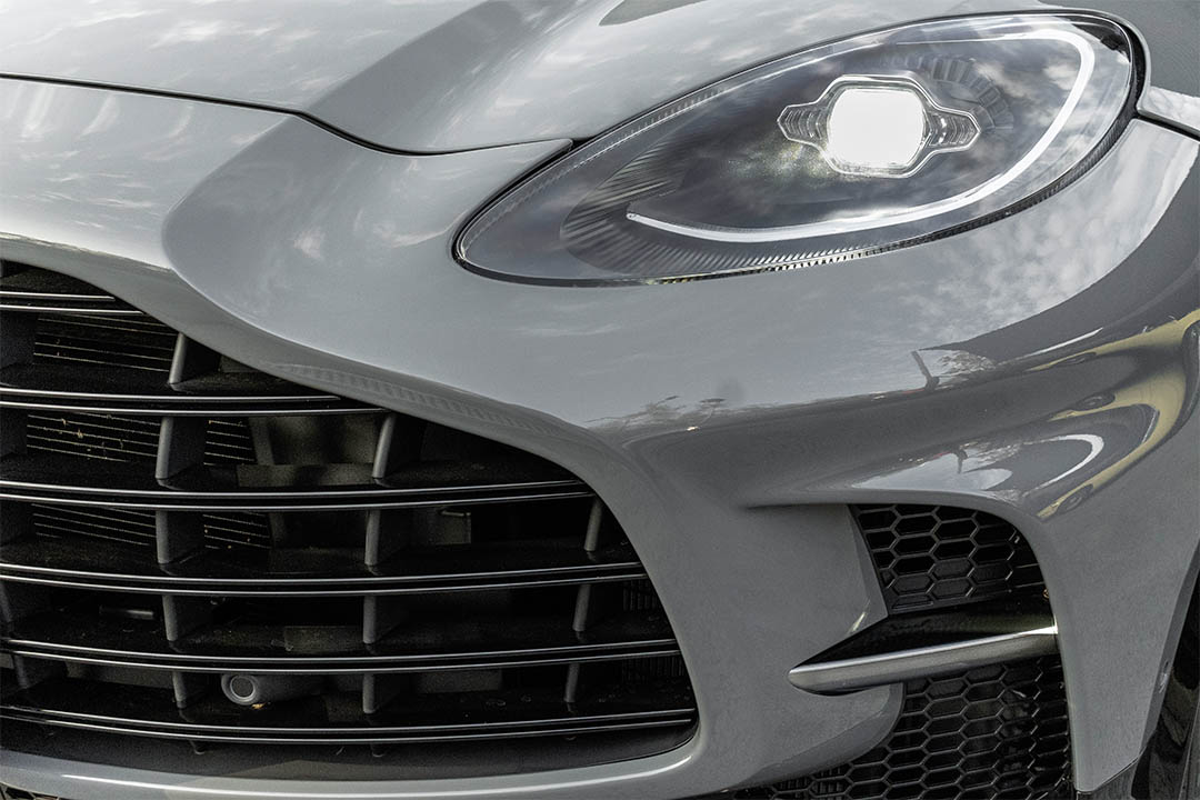 ASTON MARTIN_0003_AFL_5903-Edit dbx 6