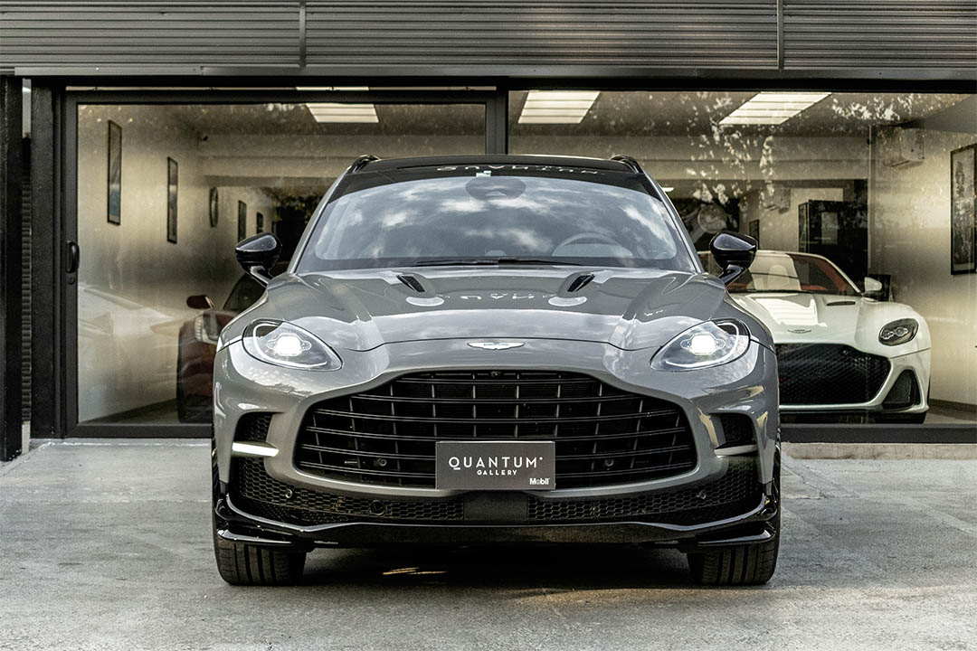 ASTON MARTIN_0005_AFL_5901-Edit dbx 3
