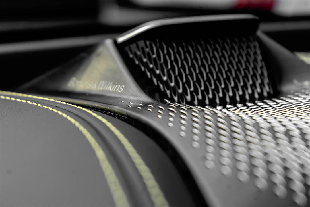 ASTON MARTIN_0010_AFL_5888-Edit dbx 28