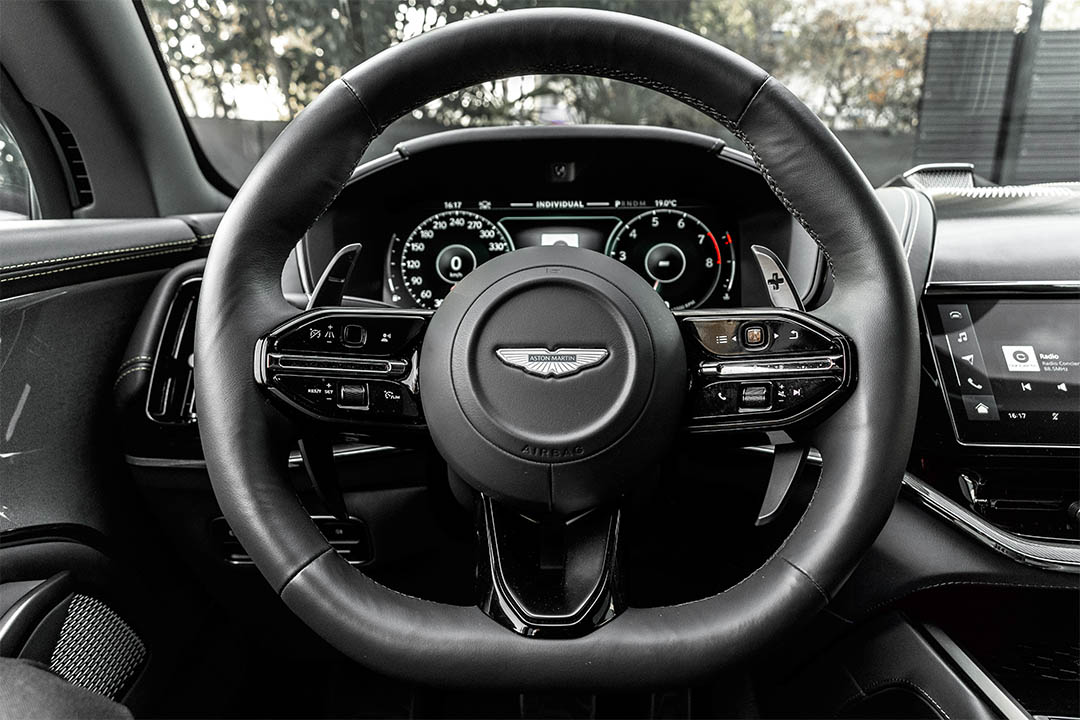 ASTON MARTIN_0013_AFL_5882-Edit dbx 27