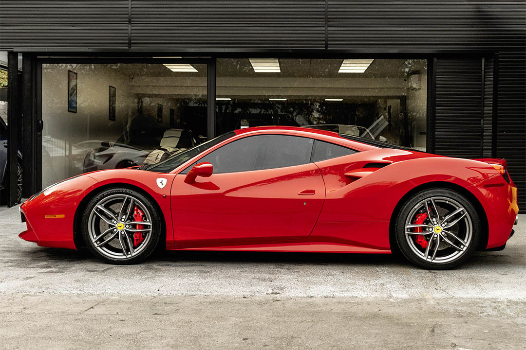 FERRARI_0022_AFL_5974-Edit 400 4