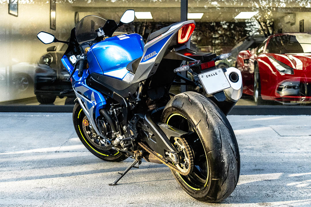 SUZUKI_0006_AFL_6922-Edit suzuki r1000 9