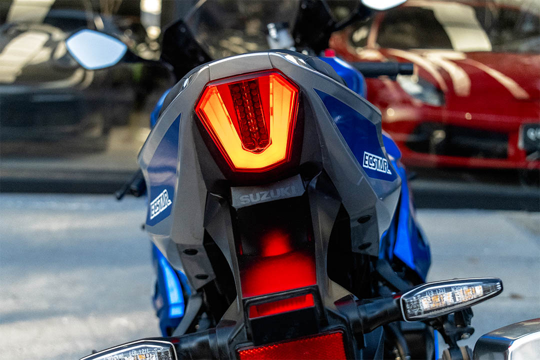 SUZUKI_0007_AFL_6918-Edit suzuki r1000 7