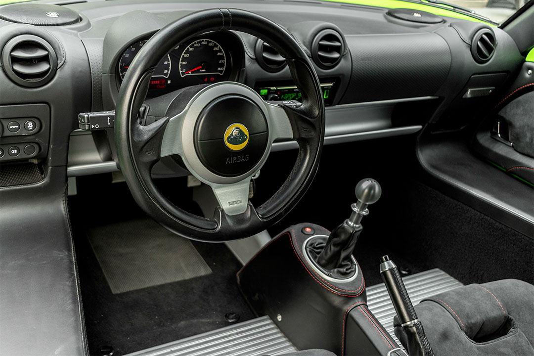 lotus-1_0004_AFL_6418-Edit lotus 17